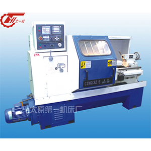 CJK6132/S數(shù)控絲杠車床