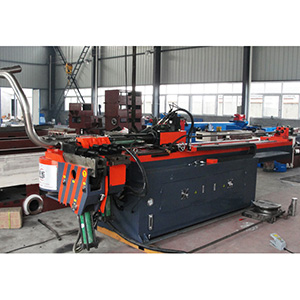 76CNC數(shù)控彎管機